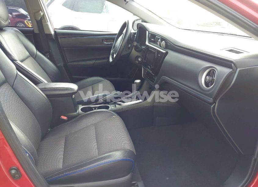 Photo 5 of 2017 Toyota Corolla SE (VIN 2T1BURHE2HC760885)