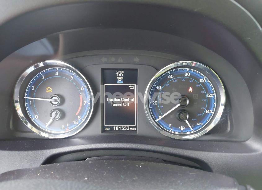 Photo 7 of 2017 Toyota Corolla SE (VIN 2T1BURHE2HC760885)