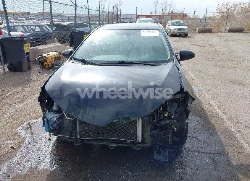 Photo 13 of 2017 Toyota Corolla LE (VIN 2T1BURHE2HC772597)