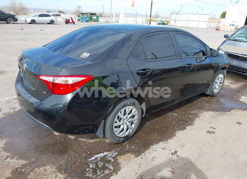 Photo 4 of 2017 Toyota Corolla LE (VIN 2T1BURHE2HC772597)