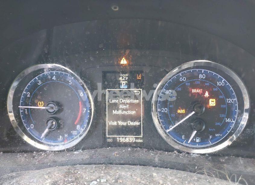 Photo 7 of 2017 Toyota Corolla L/LE/XLE/SE/XSE (VIN 2T1BURHE2HC773152)