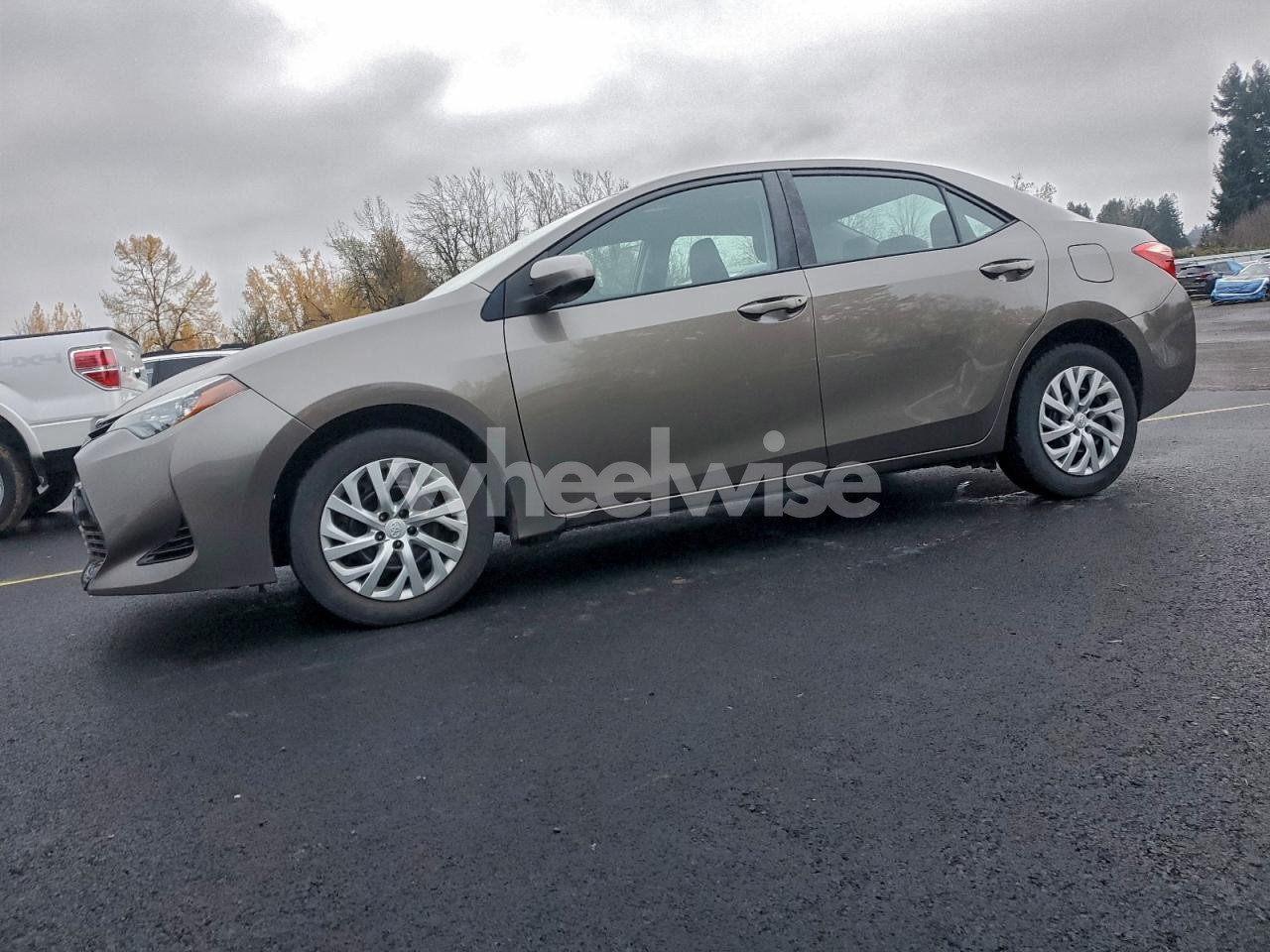 2017 TOYOTA COROLLA L (VIN 2T1BURHE2HC781137) main photo