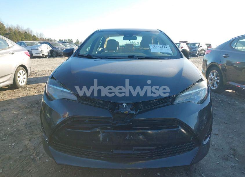 Photo 12 of 2017 Toyota Corolla LE (VIN 2T1BURHE2HC788203)