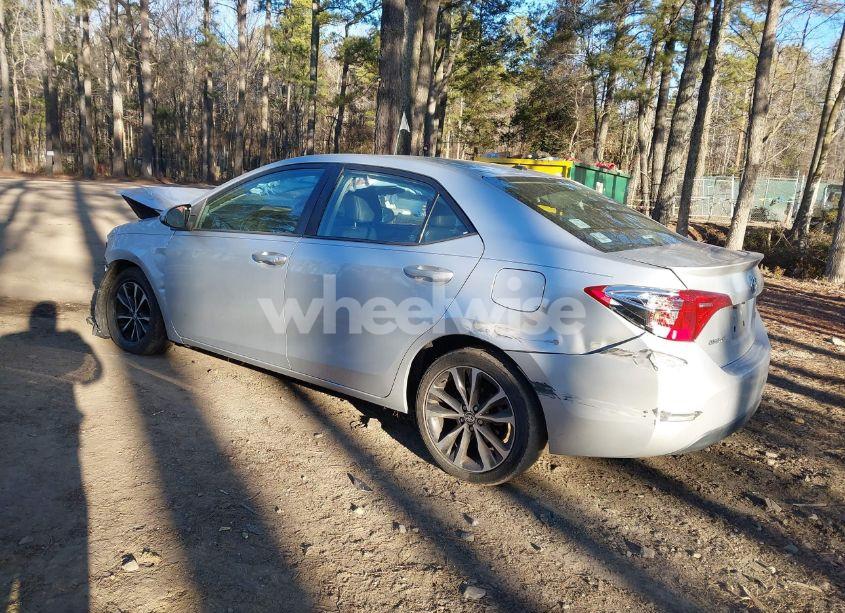 Photo 3 of 2017 Toyota Corolla XSE (VIN 2T1BURHE2HC797046)
