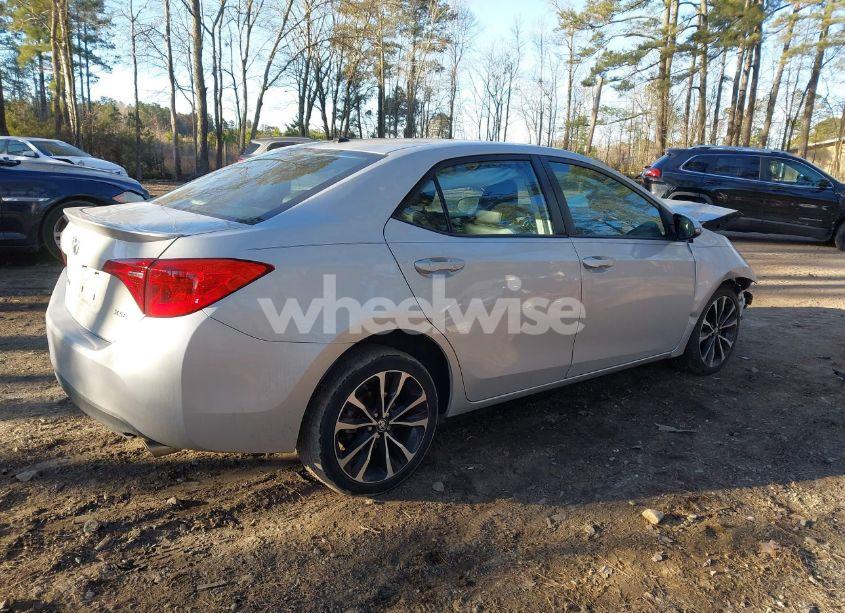 Photo 4 of 2017 Toyota Corolla XSE (VIN 2T1BURHE2HC797046)