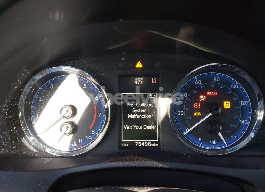 Photo 7 of 2017 Toyota Corolla XSE (VIN 2T1BURHE2HC797046)