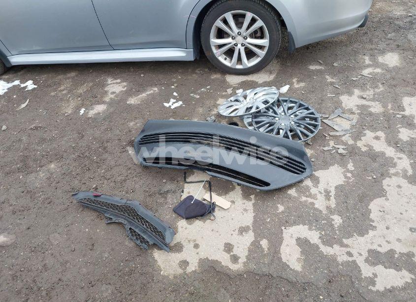 Photo 12 of 2017 Toyota Corolla LE (VIN 2T1BURHE2HC798469)