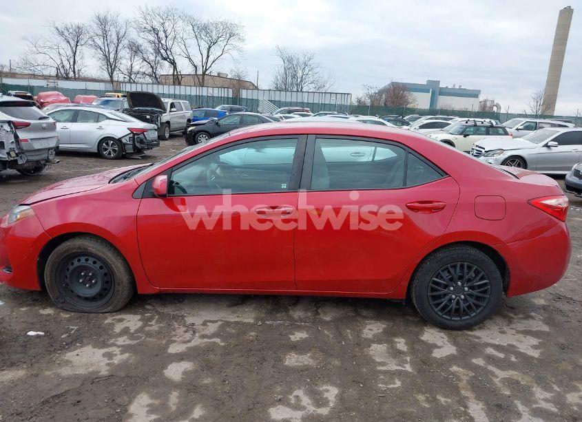 Photo 15 of 2017 Toyota Corolla LE (VIN 2T1BURHE2HC798469)