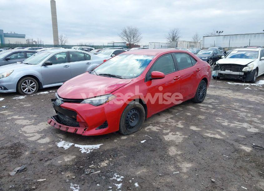 Photo 2 of 2017 Toyota Corolla LE (VIN 2T1BURHE2HC798469)