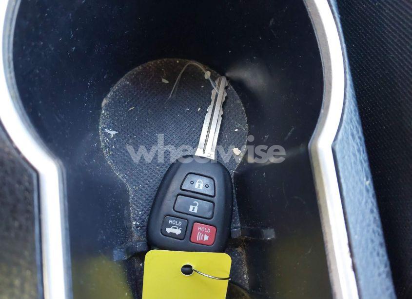 Photo 11 of 2017 Toyota Corolla LE (VIN 2T1BURHE2HC807204)