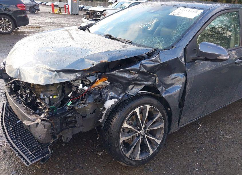 Photo 6 of 2017 Toyota Corolla SE (VIN 2T1BURHE2HC812709)