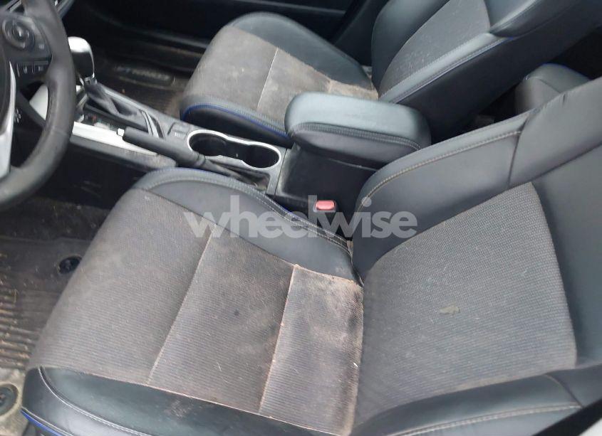 Photo 18 of 2017 Toyota Corolla SE (VIN 2T1BURHE2HC833933)