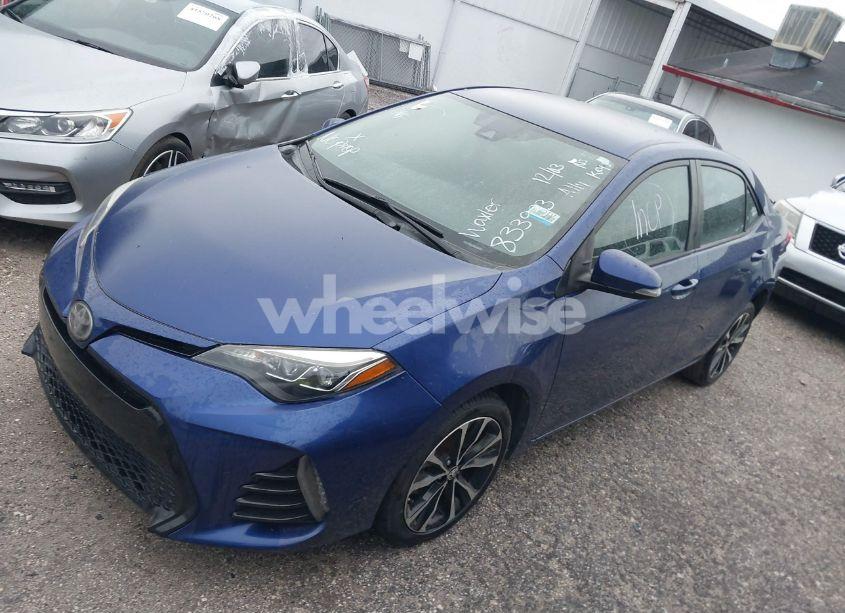 Photo 2 of 2017 Toyota Corolla SE (VIN 2T1BURHE2HC833933)