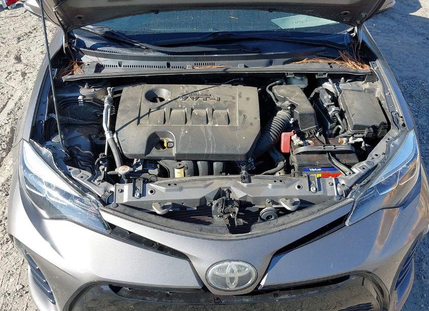 Photo 10 of 2017 Toyota Corolla SE (VIN 2T1BURHE2HC840493)