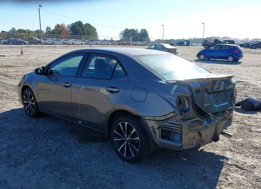 Photo 3 of 2017 Toyota Corolla SE (VIN 2T1BURHE2HC840493)