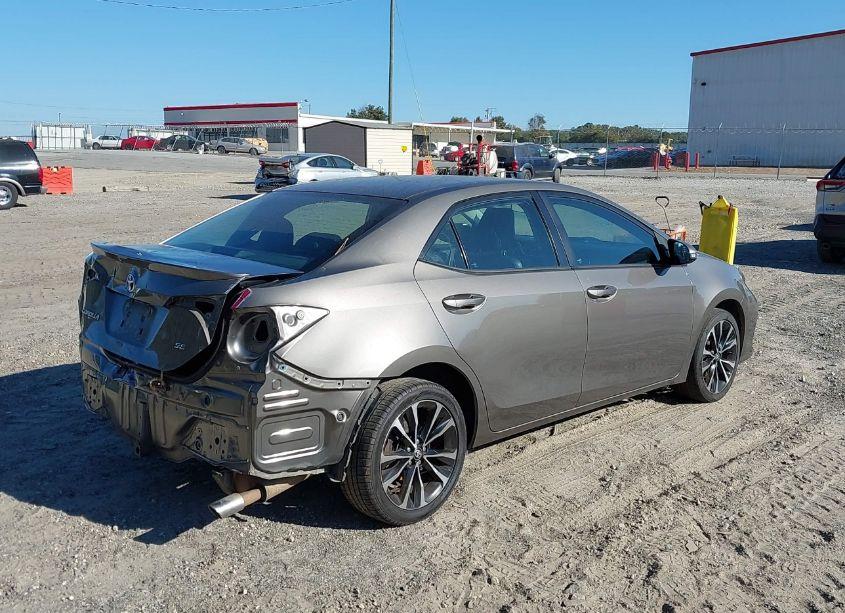 Photo 4 of 2017 Toyota Corolla SE (VIN 2T1BURHE2HC840493)