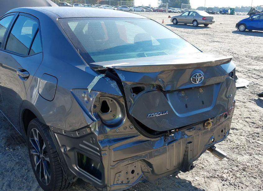 Photo 6 of 2017 Toyota Corolla SE (VIN 2T1BURHE2HC840493)