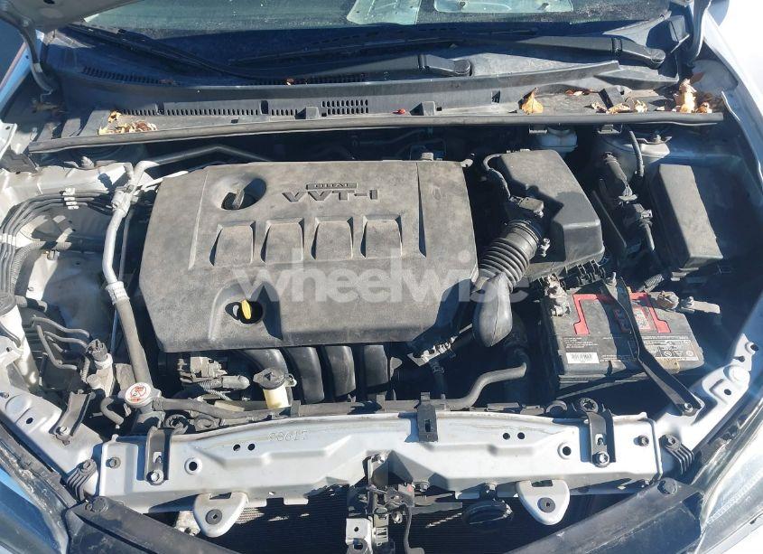 Photo 10 of 2017 Toyota Corolla LE (VIN 2T1BURHE2HC867970)