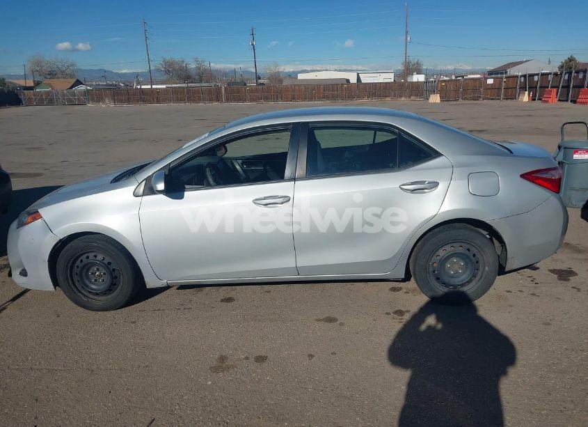 Photo 14 of 2017 Toyota Corolla LE (VIN 2T1BURHE2HC867970)