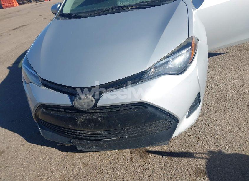 Photo 6 of 2017 Toyota Corolla LE (VIN 2T1BURHE2HC867970)