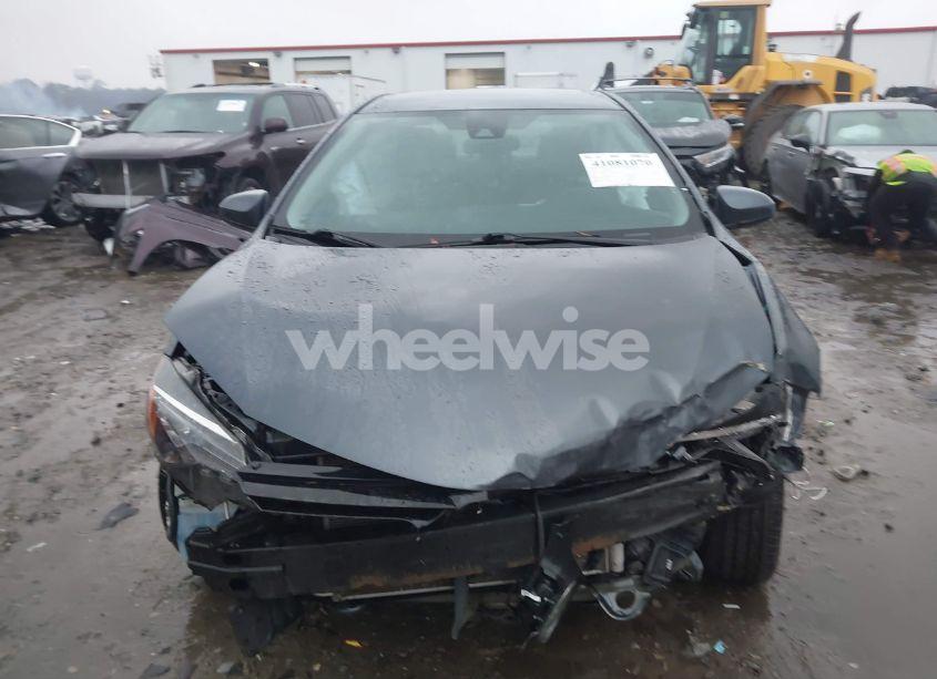 Photo 12 of 2017 Toyota Corolla LE (VIN 2T1BURHE2HC872246)