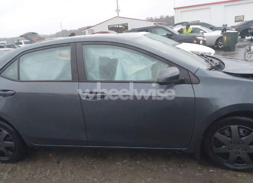 Photo 13 of 2017 Toyota Corolla LE (VIN 2T1BURHE2HC872246)