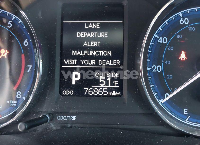 Photo 15 of 2017 Toyota Corolla LE (VIN 2T1BURHE2HC872246)