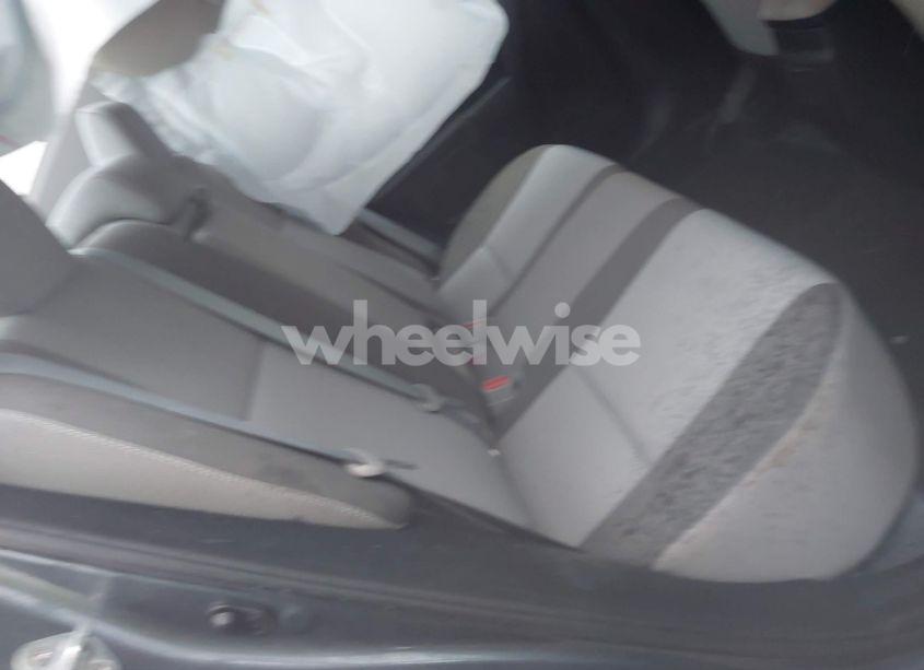 Photo 8 of 2017 Toyota Corolla LE (VIN 2T1BURHE2HC872246)