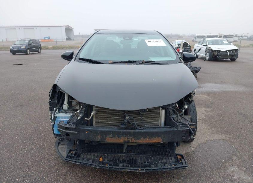 Photo 13 of 2017 Toyota Corolla LE (VIN 2T1BURHE2HC873039)