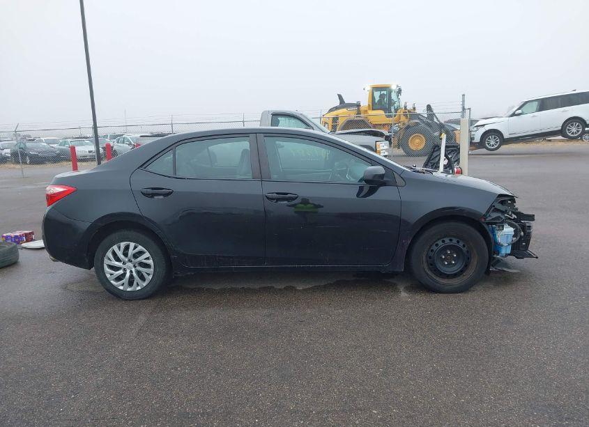 Photo 14 of 2017 Toyota Corolla LE (VIN 2T1BURHE2HC873039)