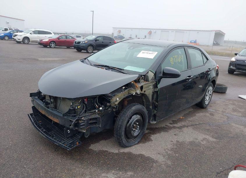 Photo 2 of 2017 Toyota Corolla LE (VIN 2T1BURHE2HC873039)