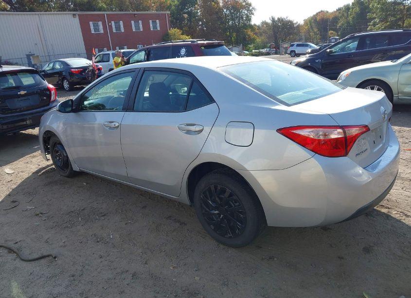 Photo 15 of 2017 Toyota Corolla LE (VIN 2T1BURHE2HC876555)