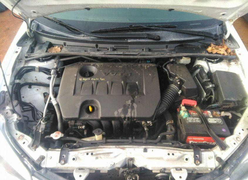 Photo 10 of 2017 Toyota Corolla SE (VIN 2T1BURHE2HC893002)