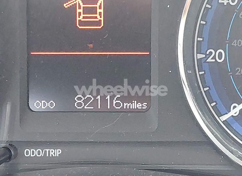 Photo 16 of 2017 Toyota Corolla LE (VIN 2T1BURHE2HC893579)