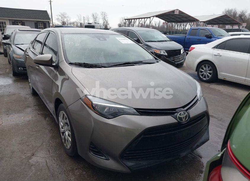 Photo 12 of 2017 Toyota Corolla LE (VIN 2T1BURHE2HC909022)