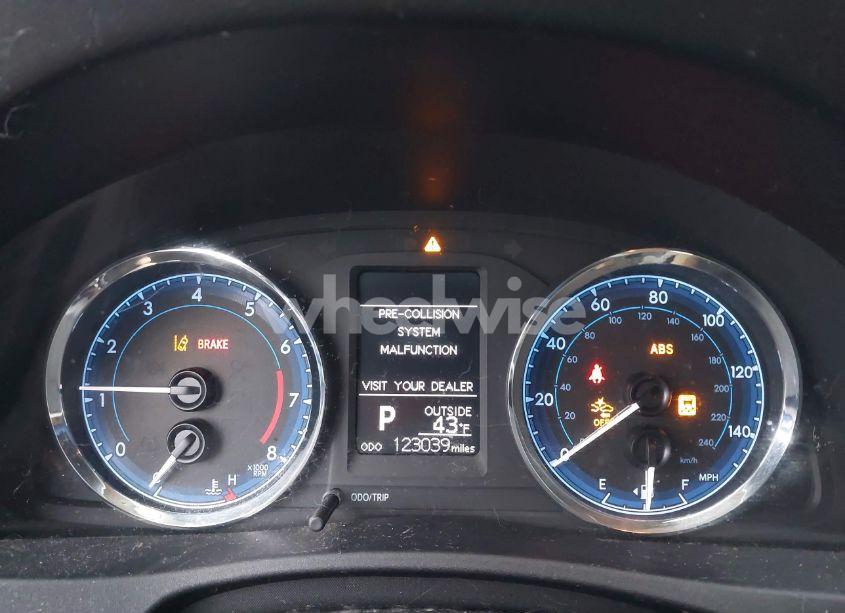 Photo 7 of 2017 Toyota Corolla LE (VIN 2T1BURHE2HC909022)