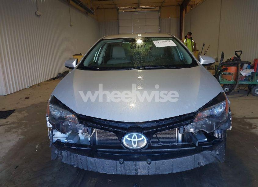 Photo 6 of 2017 Toyota Corolla LE (VIN 2T1BURHE2HC911644)