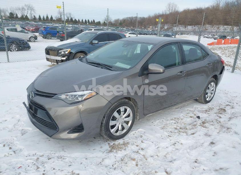 Photo 2 of 2017 Toyota Corolla LE (VIN 2T1BURHE2HC929335)