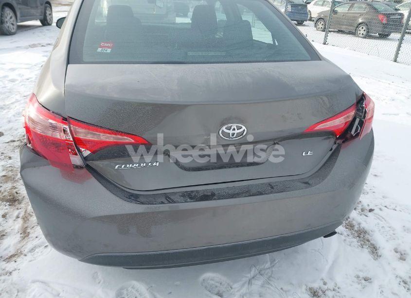 Photo 6 of 2017 Toyota Corolla LE (VIN 2T1BURHE2HC929335)