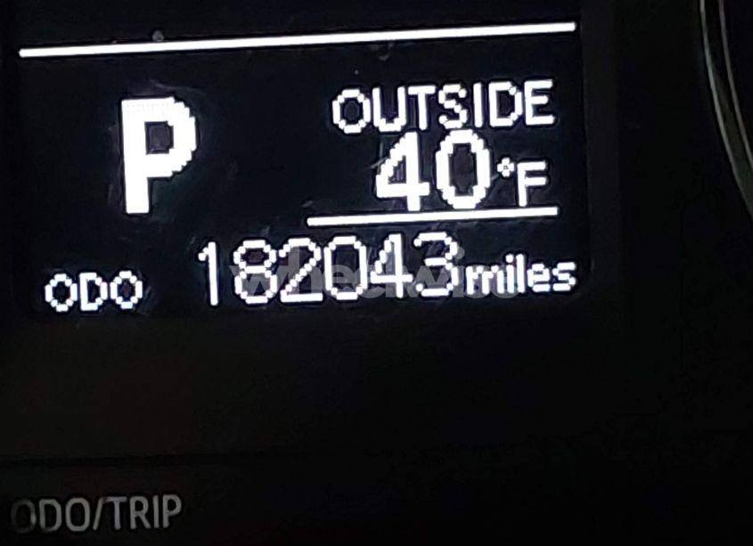 Photo 16 of 2017 Toyota Corolla LE (VIN 2T1BURHE2HC940223)