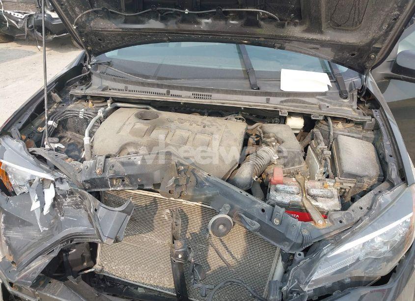 Photo 10 of 2017 Toyota Corolla LE (VIN 2T1BURHE2HC953019)