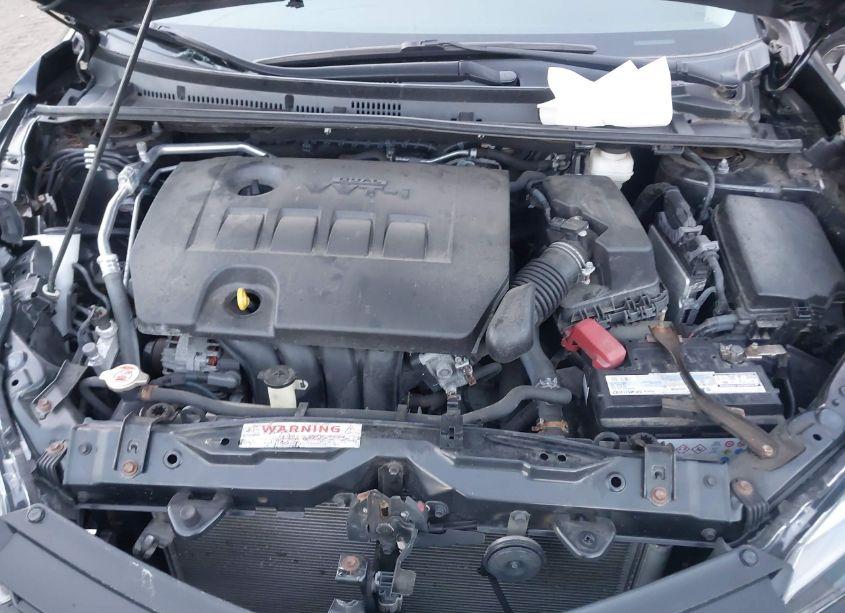 Photo 10 of 2017 Toyota Corolla LE (VIN 2T1BURHE2HC959970)