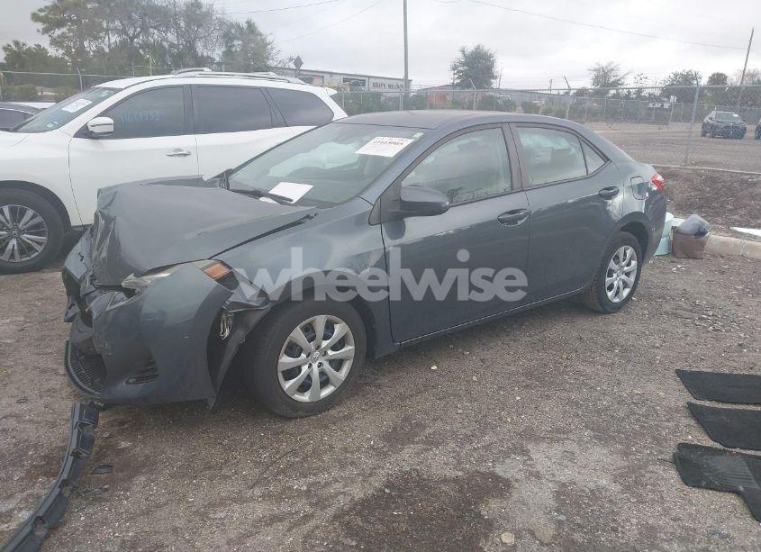 Photo 2 of 2017 Toyota Corolla LE (VIN 2T1BURHE2HC962755)