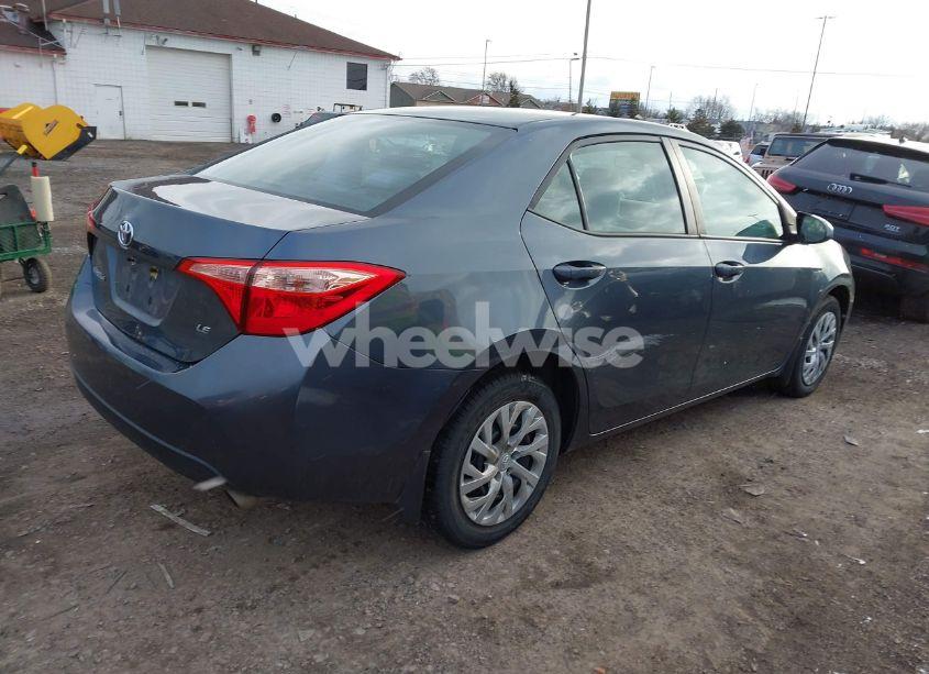 Photo 4 of 2017 Toyota Corolla LE (VIN 2T1BURHE2HC963307)