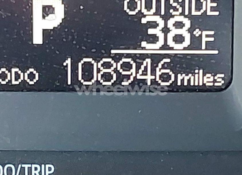 Photo 16 of 2018 Toyota Corolla L (VIN 2T1BURHE2JC000395)