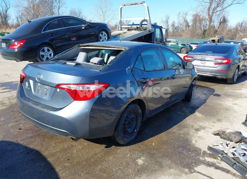 Photo 4 of 2018 Toyota Corolla L (VIN 2T1BURHE2JC000395)