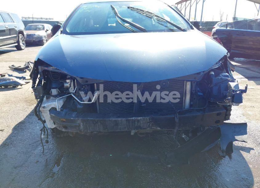 Photo 6 of 2018 Toyota Corolla L (VIN 2T1BURHE2JC000395)