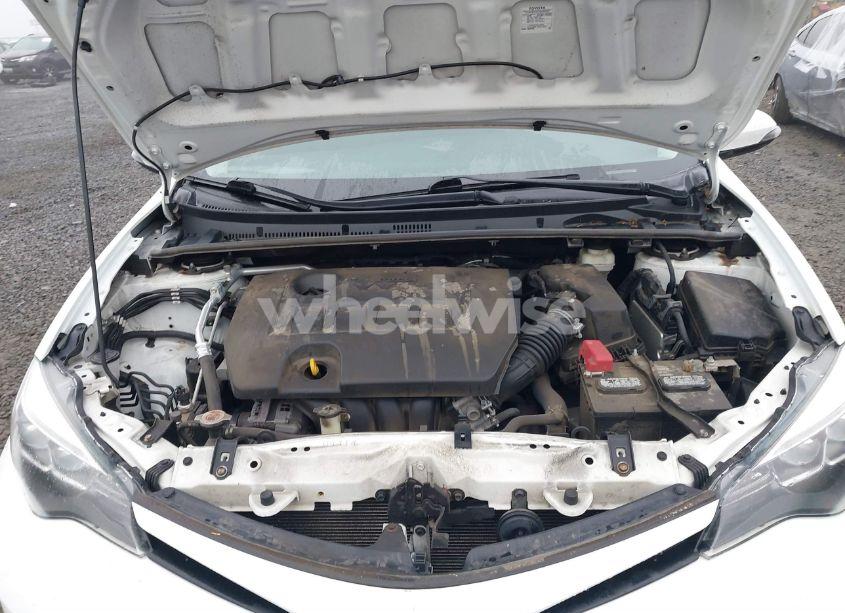 Photo 10 of 2018 Toyota Corolla XSE (VIN 2T1BURHE2JC006231)