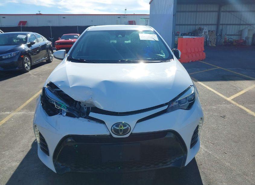 Photo 12 of 2018 Toyota Corolla SE (VIN 2T1BURHE2JC026575)