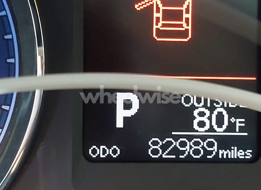 Photo 15 of 2018 Toyota Corolla LE (VIN 2T1BURHE2JC043831)